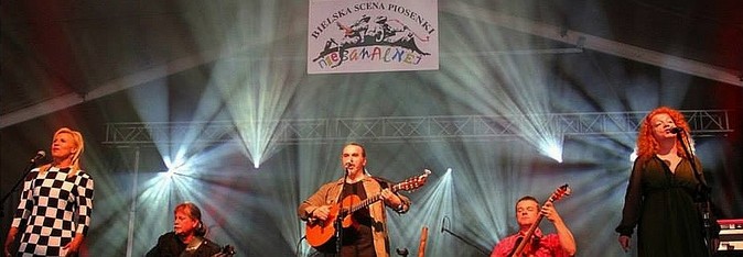 Czerwony Tulipan na Bielskiej Scenie Piosenki Niebanalnej